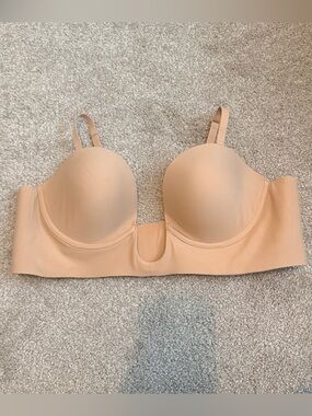SKIMS Deep Plunge Strapless Bra 3X Sand New With Flaws Shapewear Kim Kardashian